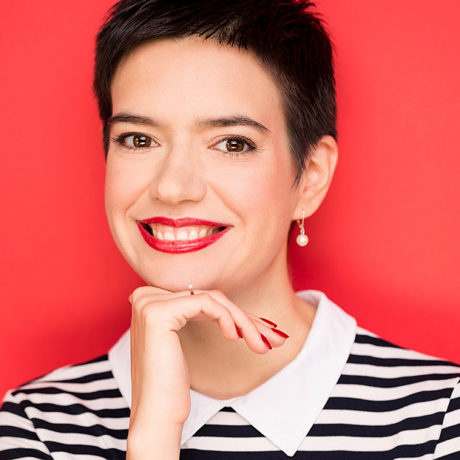 Comme une Française cover image